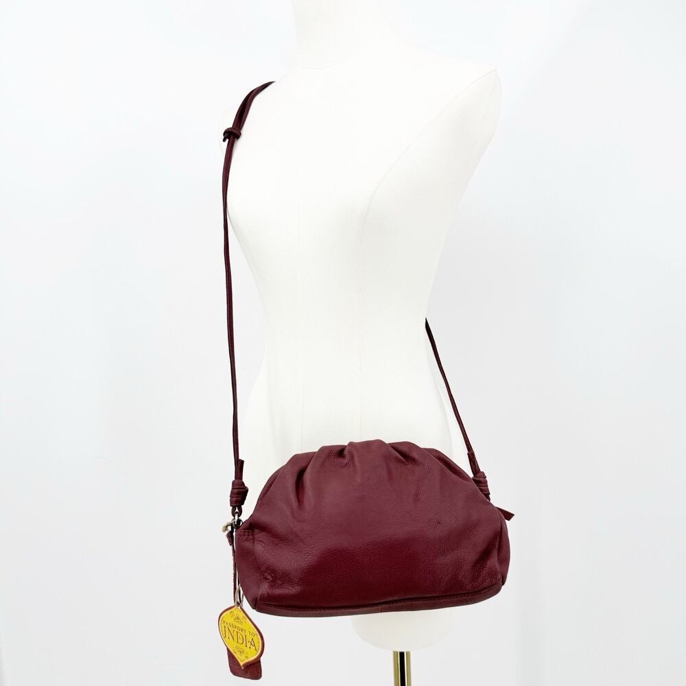 Passport To India Burgundy Genuine‎ Leather Crossbody Bag Small Zip Adjustable